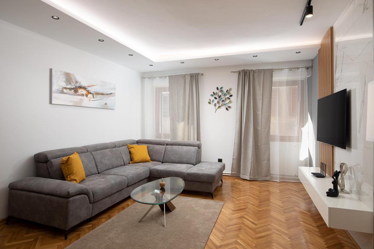 Sena Luxury Apartments Pula Zewnętrze zdjęcie